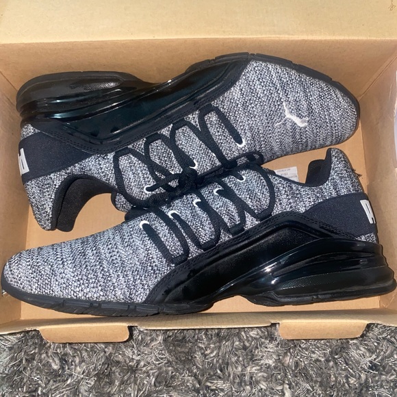 PUMA AXELION TRAINING SHOES - Picture 3 of 3